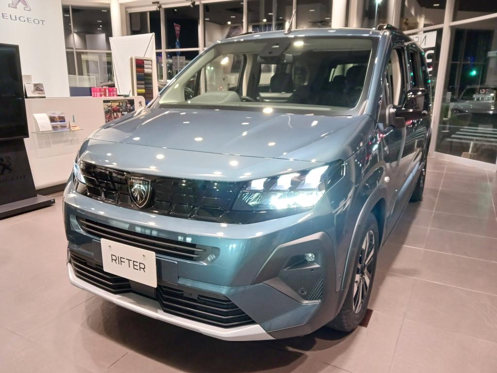 ショールーム展示車を入れ替えました！！
