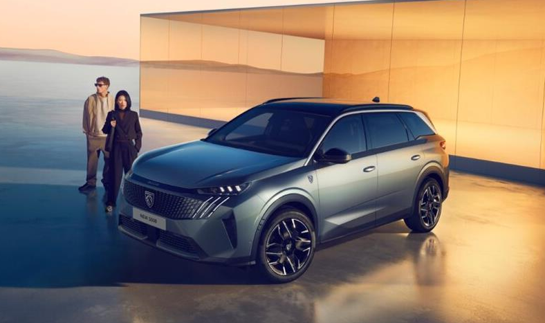 PEUGEOT NEW 5008 デビューフェア開催🦁