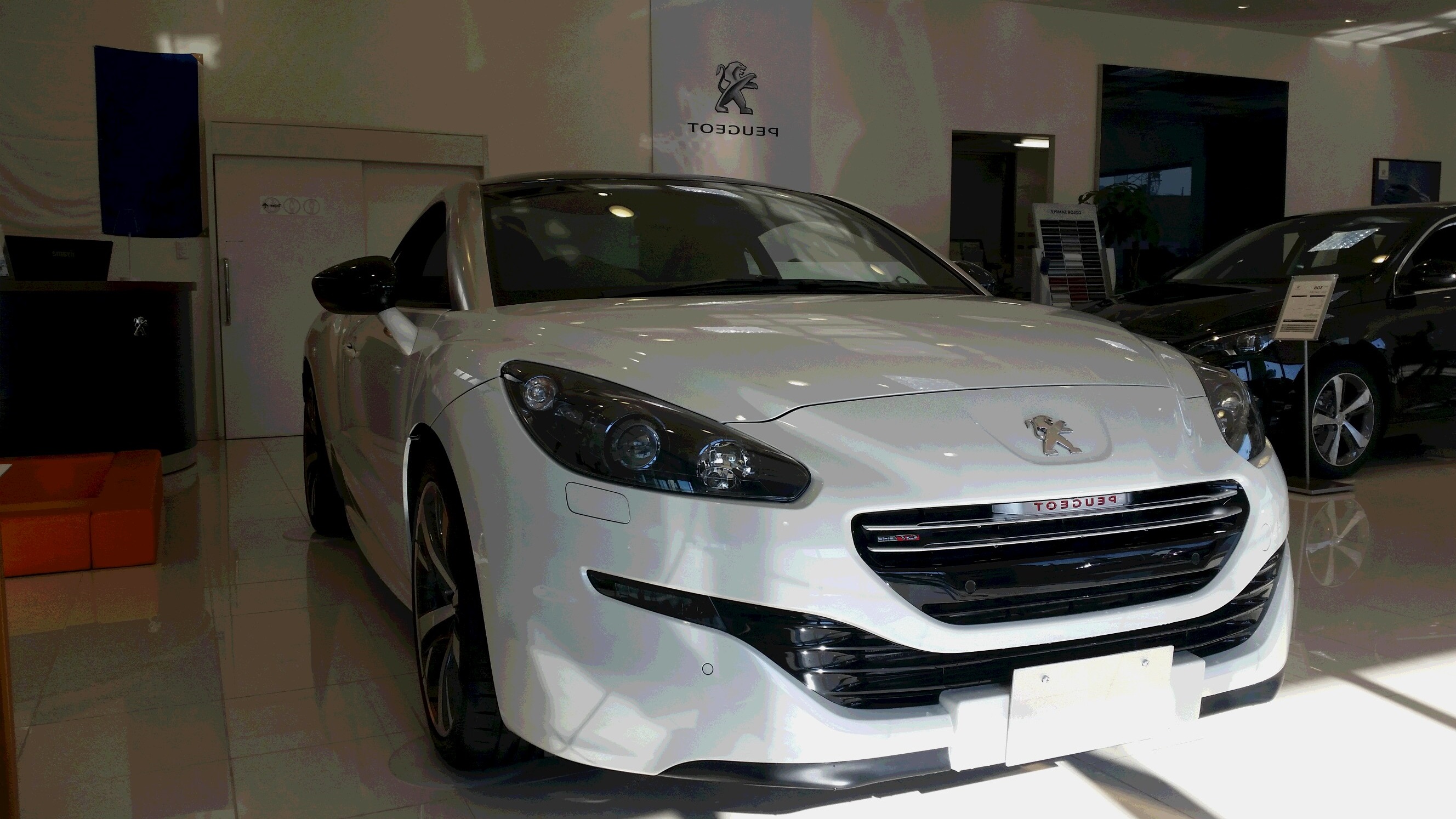 そろそろ、最後ですよ！お早目にRCZ 